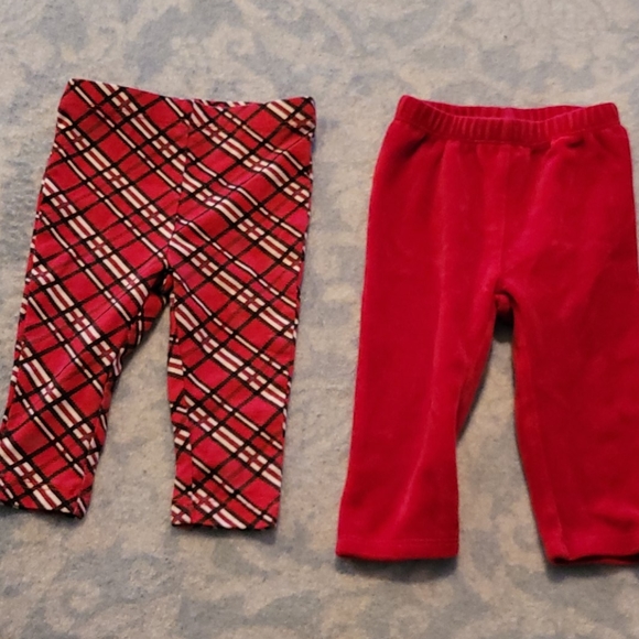 Pair of red pants - Picture 2 of 4